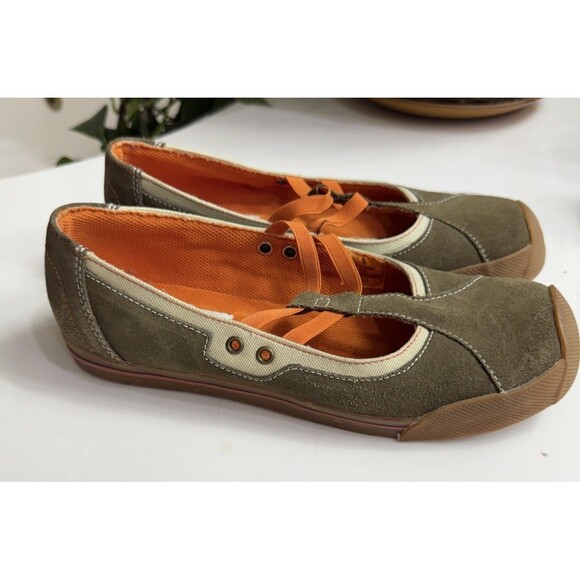 Steve Madden Shoes - Steve Madden Size 8 Olive Suede Canvas Slip-on Shoes  Comfy Webster